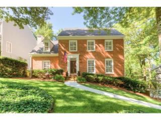 305 Woodchuck Ct, Roswell, GA 30076-3633