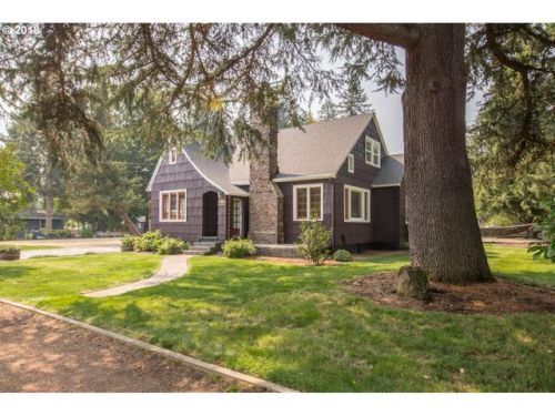 19405 Kay St, Portland, OR 97267-6944