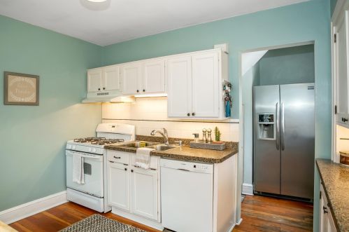 1163 Juliet Ave, Saint Paul MN  55105-2922 exterior