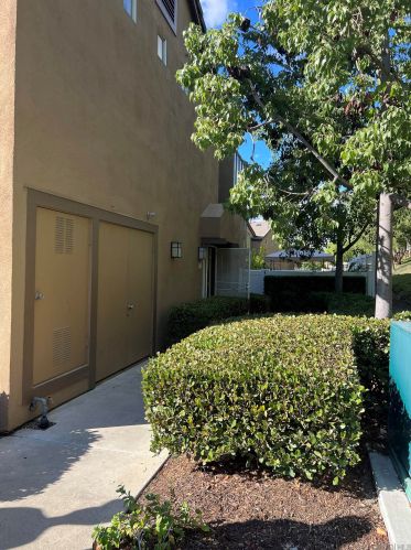 1012 Country Glen Way, Anaheim, CA 92808-2603