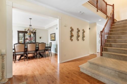 9 Rappleye Ct, Town Center, NJ 07052-2194