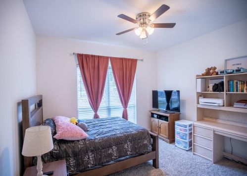 1726 Knob Hl Ct, Cedar Hill TX 75104-1501 exterior