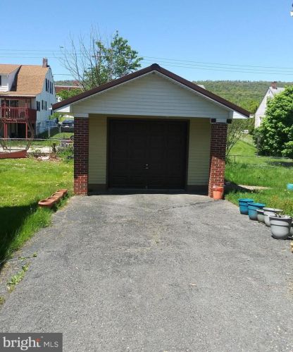 165 Goldsborough Ave, Three Churches, WV 26757-1513