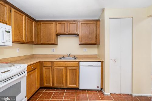 887 Walker St, Aberdeen MD  21001-3575 exterior