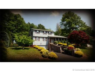 23 Chelsea Dr, Cromwell, CT 06416-1963