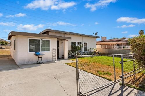 18627 13th St, Bloomington, CA 92316-3323