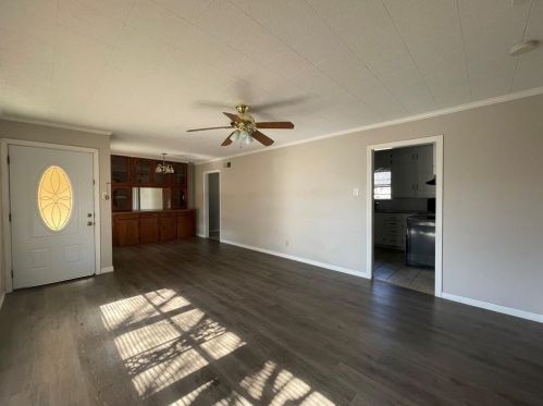 4341 Cummings Dr, Fort Worth TX  76180-8619 exterior