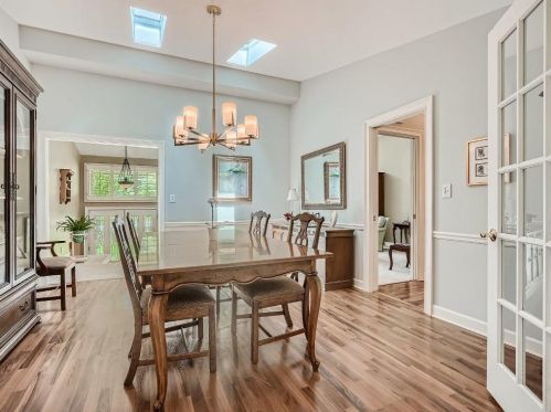 2269 Echo Hl Cir, Atlanta GA  30345-1902 exterior