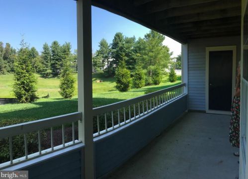 202 Salem Ct, Princeton, NJ 08540-7038