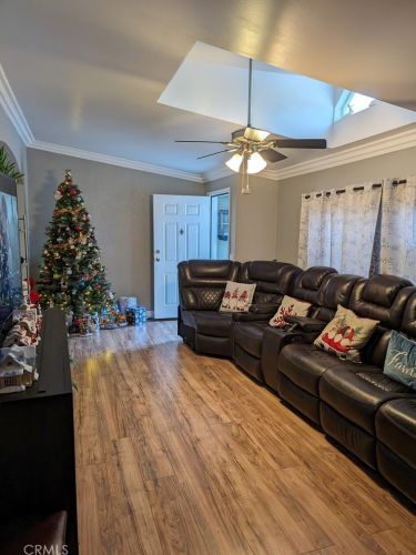 226 Green Dr, Santa Ana CA  92703-1720 exterior