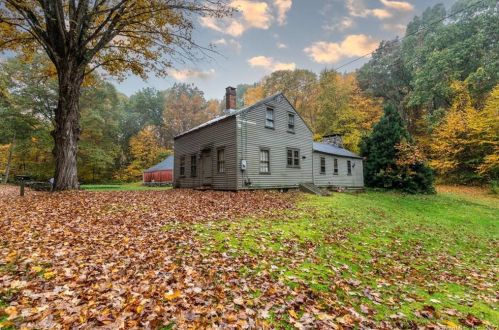 27 Cat Swamp Rd, Woodbury, CT 06798-3019