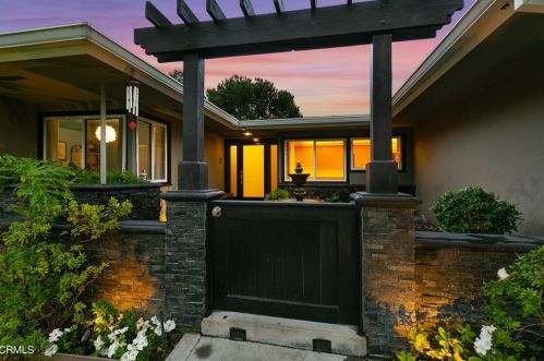 410 Coutin Ln, Glendale, CA 91206-3103