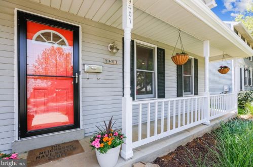 9407 Monroe St, Silver Spring, MD 20910-1316