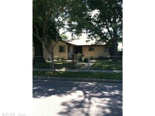 9217 Mason Creek Rd, Norfolk, VA 23503-2709