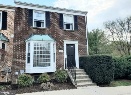 461 Colonial Ridge Ln, Arnold, MD 21012-2391