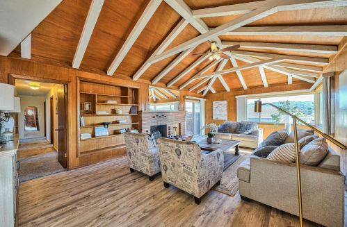 1024 Highland St, Seaside CA 93955-6103 exterior