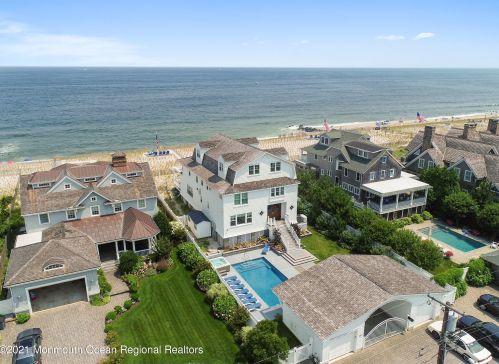 447 East Ave, Point Pleasant Beach, NJ 08742-4710