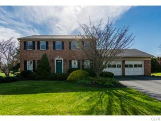 1618 Country Club Rd, Allentown, PA 18106-9533