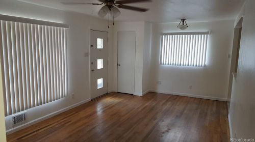 3081 Worchester St, Denver, CO 80011-2024