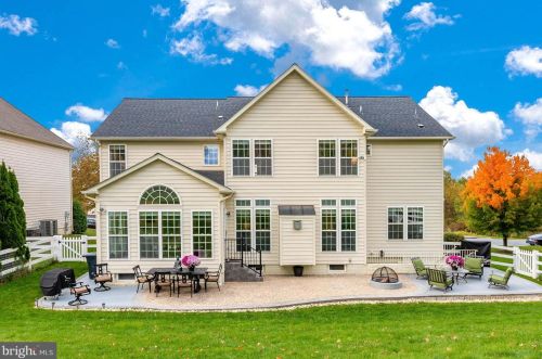 625 Glenbrook Dr, Middletown MD  21769-7739 exterior