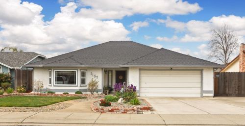 1157 May Ave, Manteca, CA 95336-3236