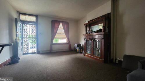 209 Rosemont Ave, Trenton NJ  08618-4425 exterior