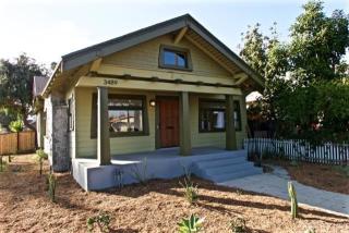 3489 2nd Ave, Los Angeles, CA 90018-3725