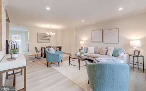 8527 Bauer Dr, Springfield VA  22152-2345 exterior