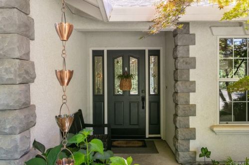 1175 Watts Estates Dr, Chico, CA 95926-9601