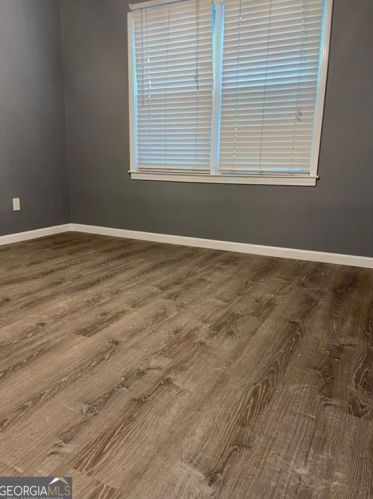 71 Montre Sq, Atlanta GA  30327-4044 exterior