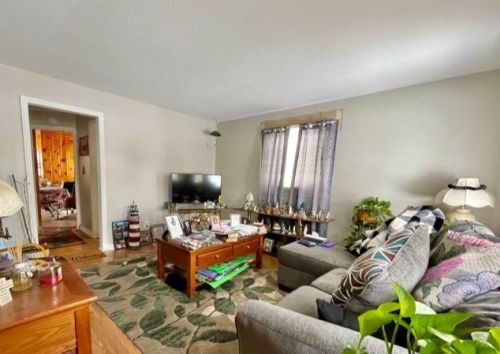 156 May Ave, Kankakee, IL 60901-3364