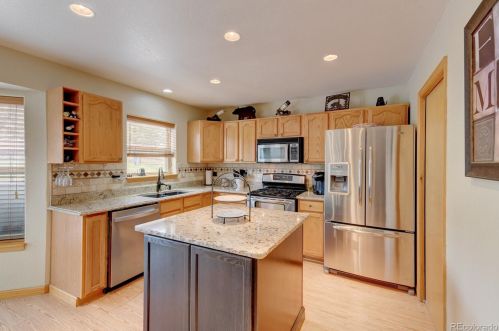 531 Black Bear Trl, Woodland Park CO 80863-8941 exterior