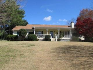 3751 Maple Forge Ln, Gainesville, GA 30504-5768