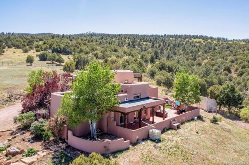 3449 Vaughn View Dr, Pueblo CO  81005-9750 exterior
