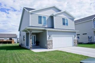 2613 56th Ave, Fargo, ND 58104-6409