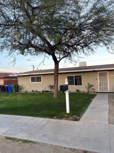 43656 Towne St, Indio, CA 92201-2456