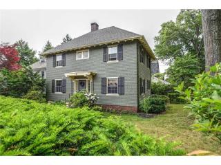 95 Alumni Ave, Providence, RI 02906-2332