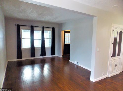 61 Cook Ave, Saint Paul MN  55130-3837 exterior