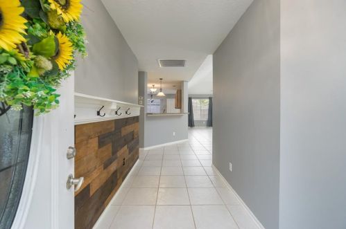 4426 Spoonbill Dr, Taylor Lake Village TX  77586-2552 exterior