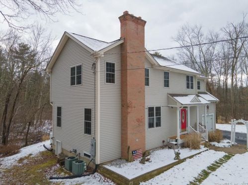 99 Four Bridges Rd, Somers, CT 06071-1548