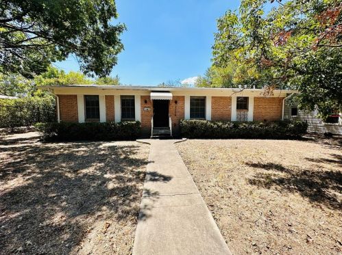 4308 Airport Blvd, Austin TX  78722-1006 exterior