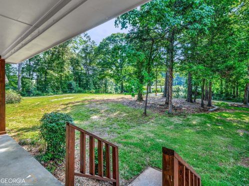 214 Ashland Dr, Stockbridge GA  30281-1767 exterior