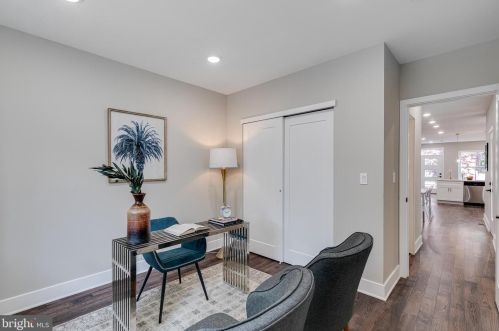 1013 24th St, Philadelphia PA  19146-2543 exterior