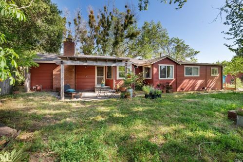 4581 Daywalt Rd, Sebastopol, CA 95472-6014