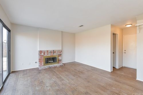 11211 Green Arbor Dr, Riverside CA  92505-2532 exterior