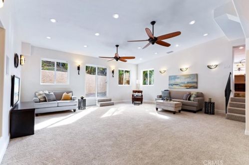 473 Country Hill Rd, Anaheim CA  92808-1353 exterior