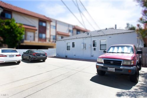 221 Isabel St, Glendale CA  91207-1722 exterior