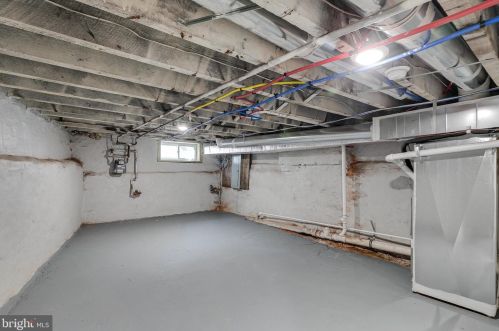 1013 24th St, Philadelphia PA  19146-2543 exterior