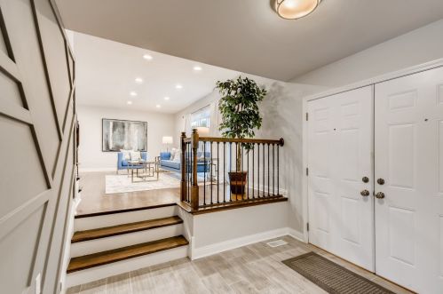 17848 John Ave, Country Club Hills, IL 60478-4519