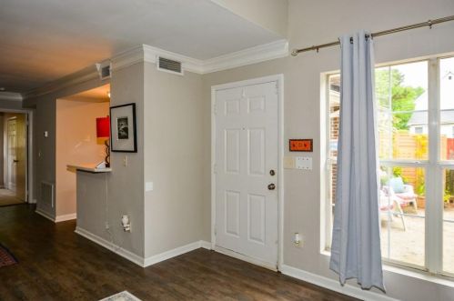 547 Picketts Bend Cir, Marietta, GA 30008-3269